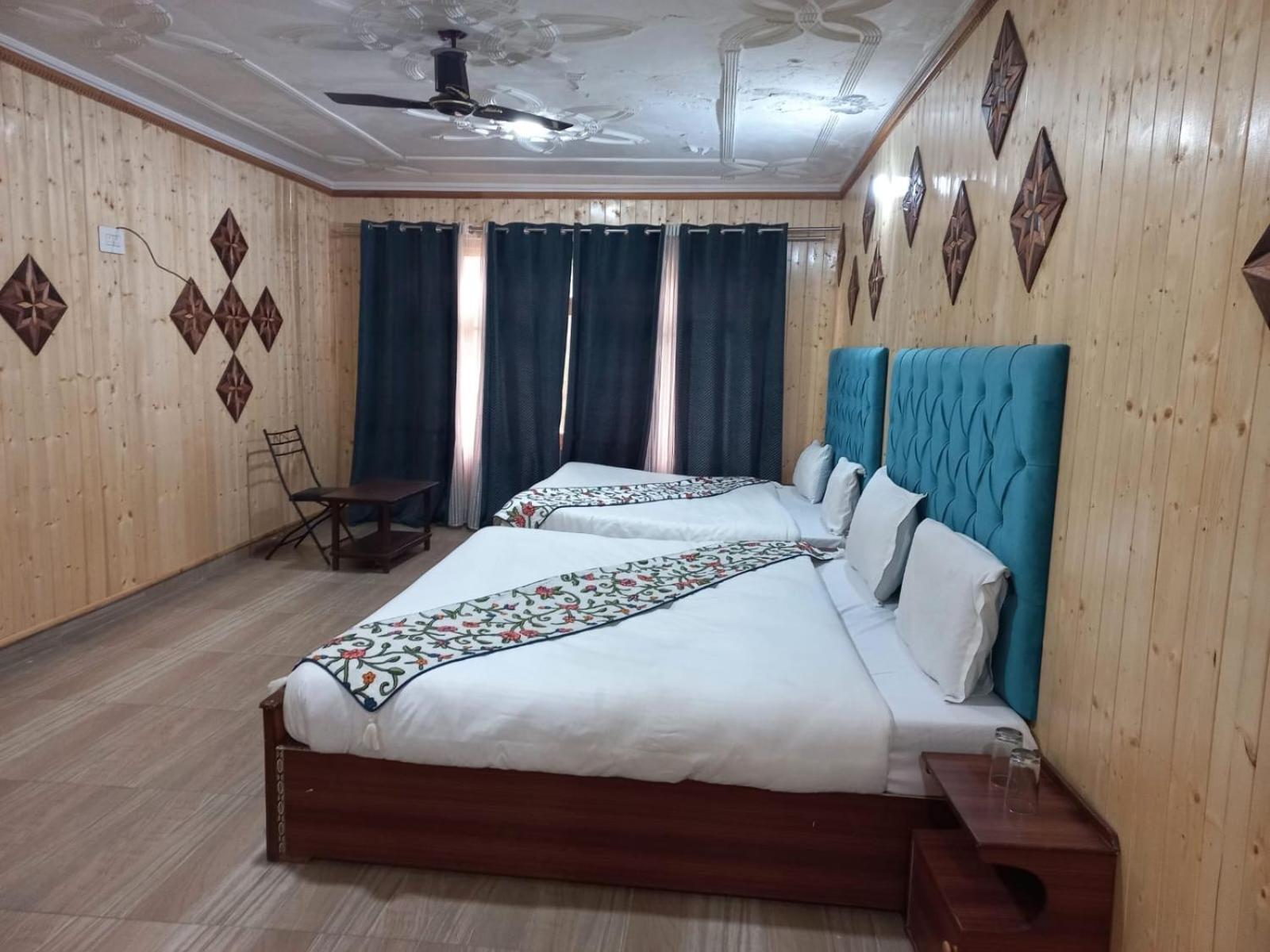 Srinagar Group Of Hotels المظهر الخارجي الصورة