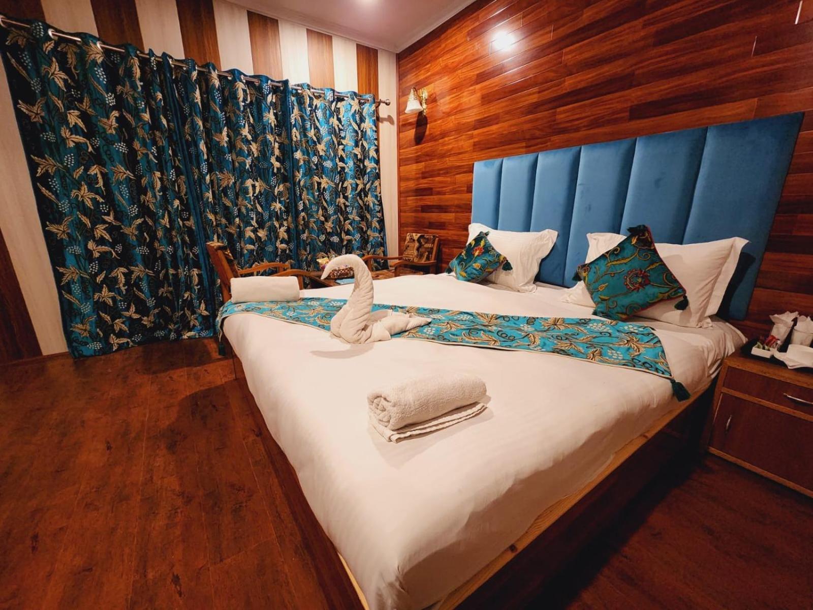 Srinagar Group Of Hotels المظهر الخارجي الصورة