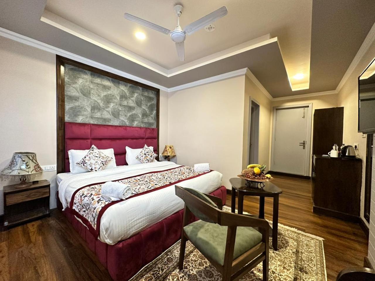 Srinagar Group Of Hotels المظهر الخارجي الصورة